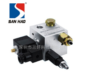 液壓升降平臺(tái)，也能看到升降支撐閥的身影